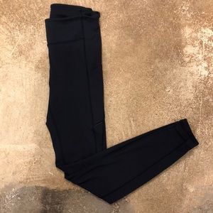 Lululemon speed up tight